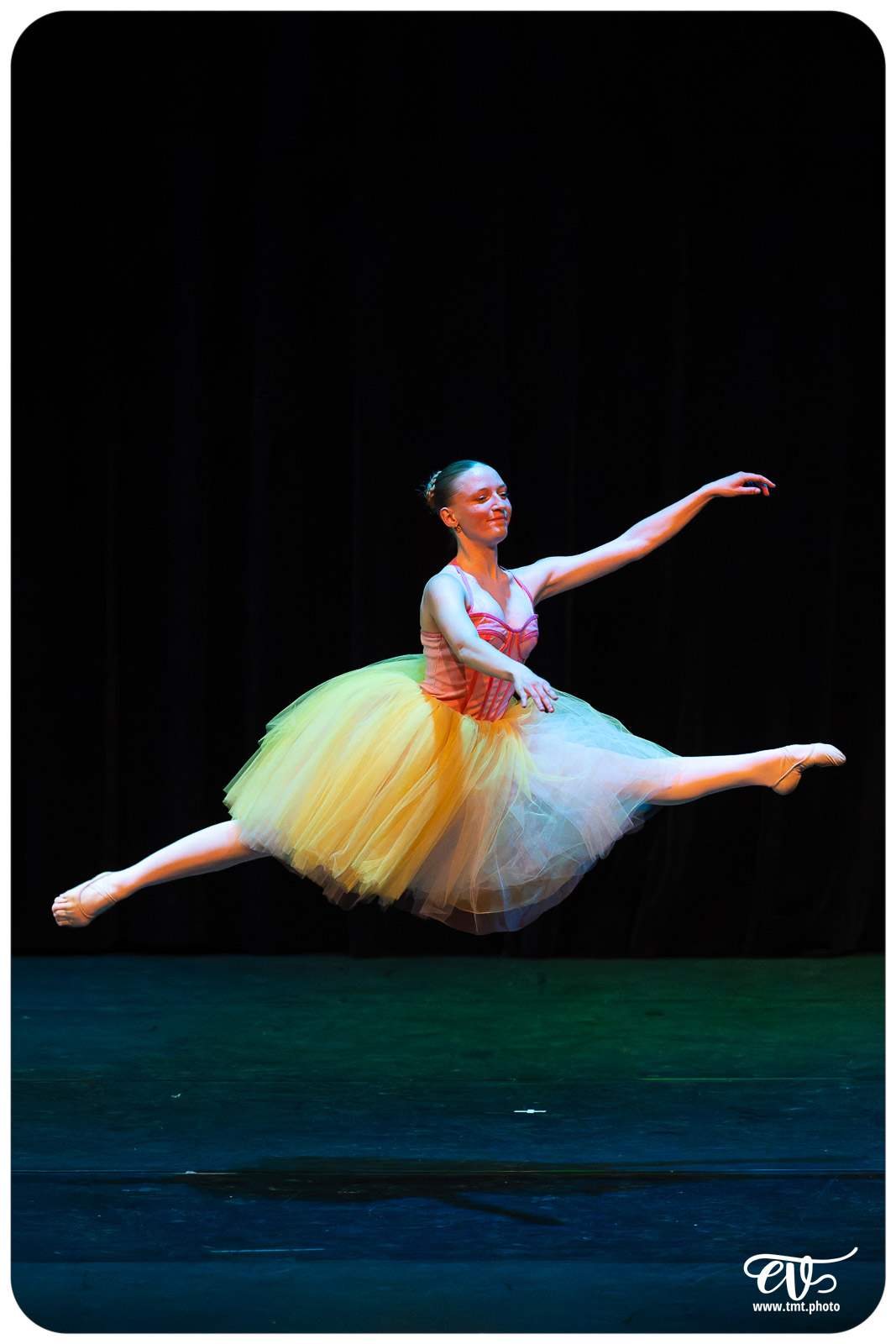 ECOLE DE DANSE CÉCILE ADAMOW